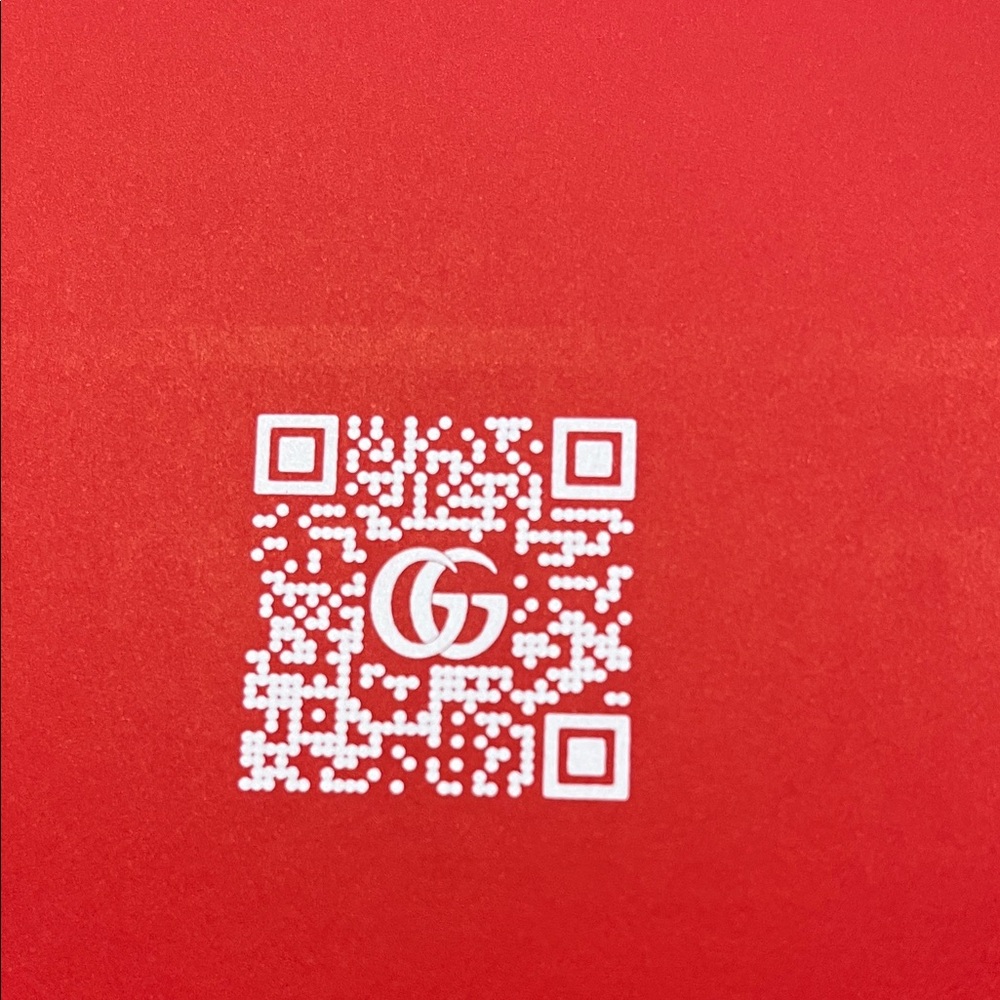 Gucci Wrapping Paper - Picture 5 of 10